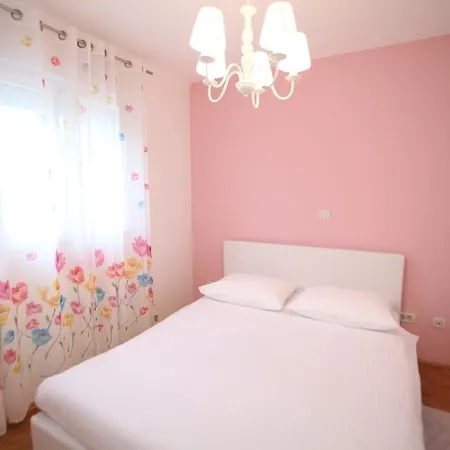 Flores 아파트 스플리트